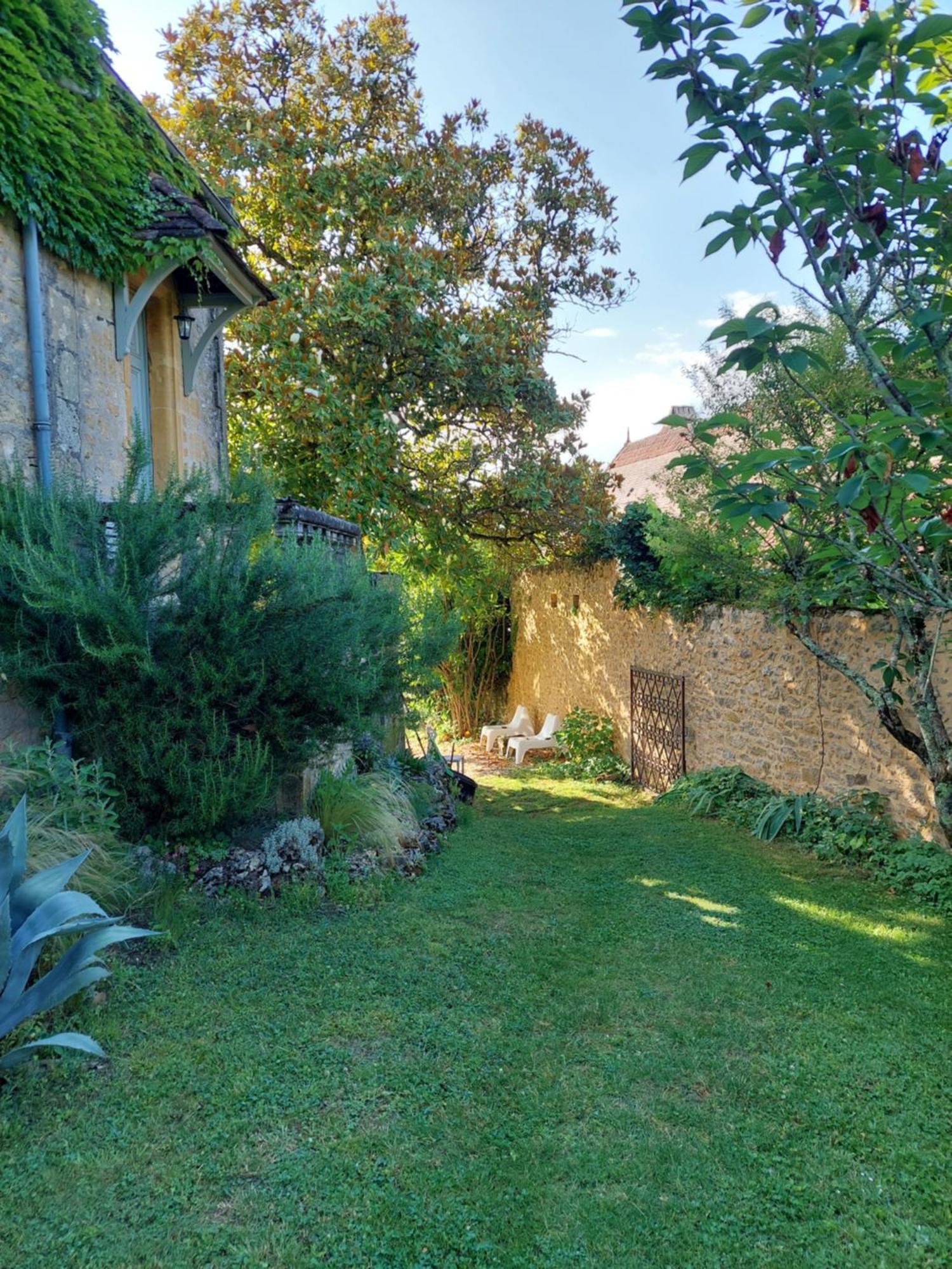 Rue Du Chateau Lalinde Luaran gambar