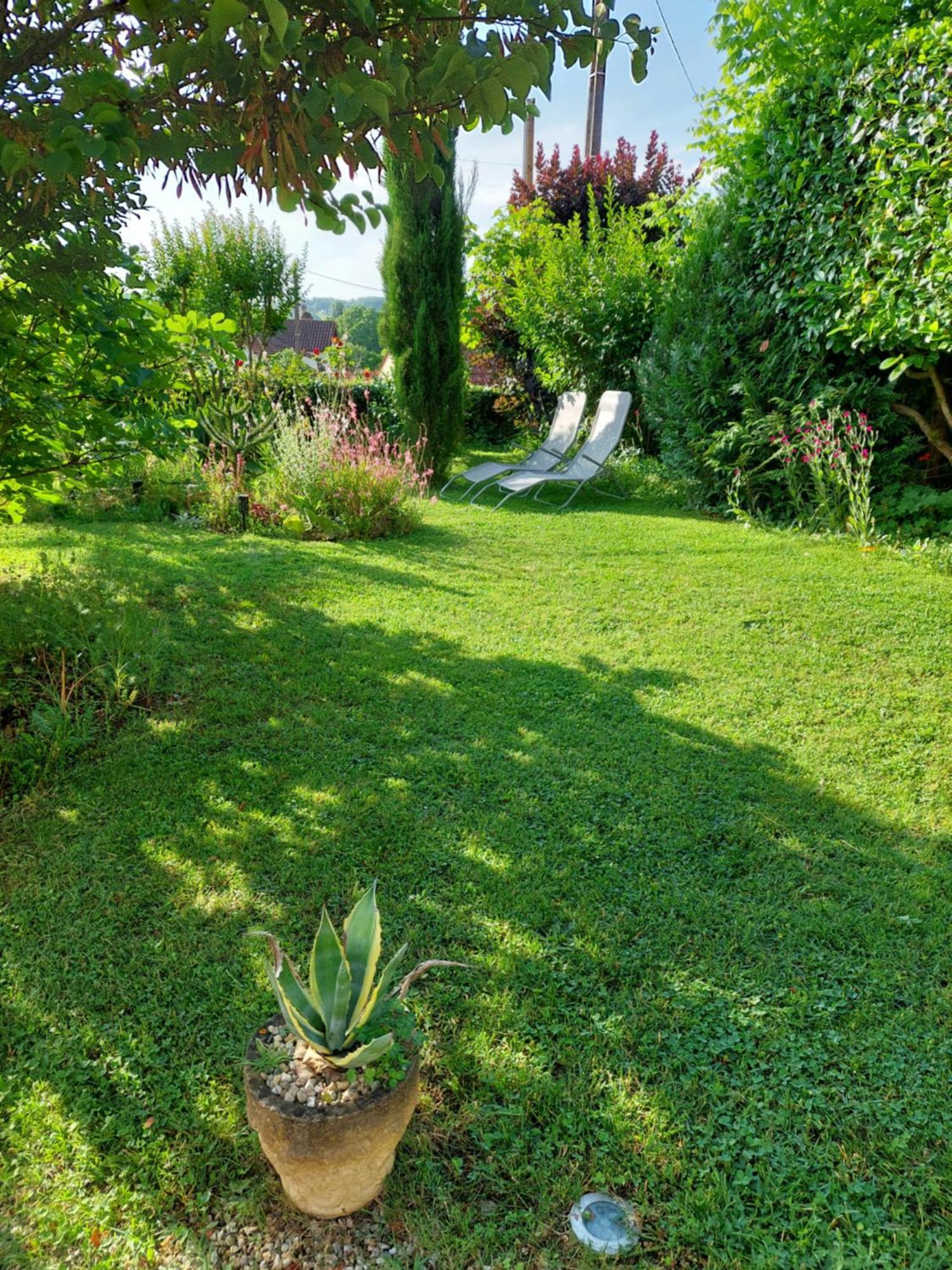 Rue Du Chateau Lalinde Luaran gambar