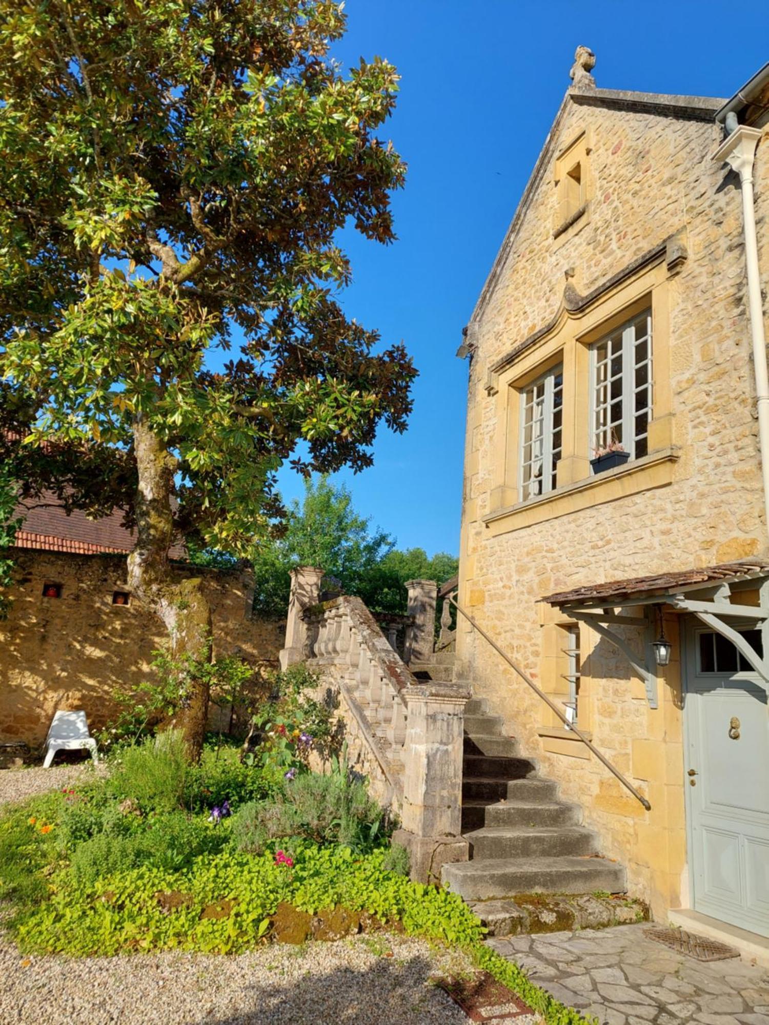 Rue Du Chateau Lalinde Luaran gambar