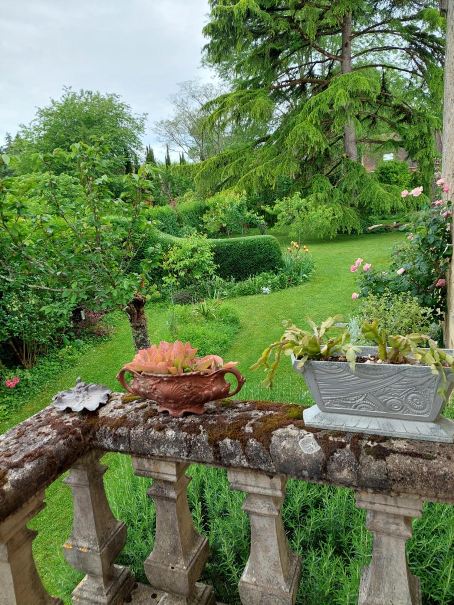 Rue Du Chateau Lalinde Luaran gambar